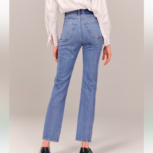 ABERCROMBIE & FITCH Ultra High Rise Ankle Straight Jeans Medium Wash 30XS - Picture 4 of 9